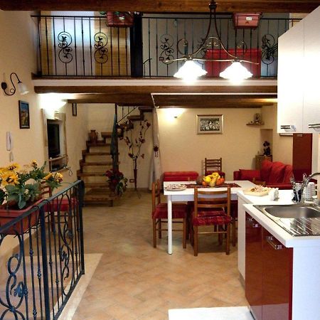 Casa Trezza Apartment Шикли Екстериор снимка